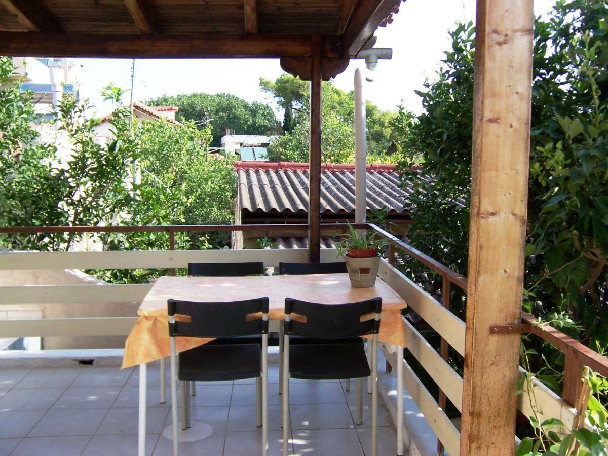 Maria'S Haus In Artemida Apartment Exterior foto